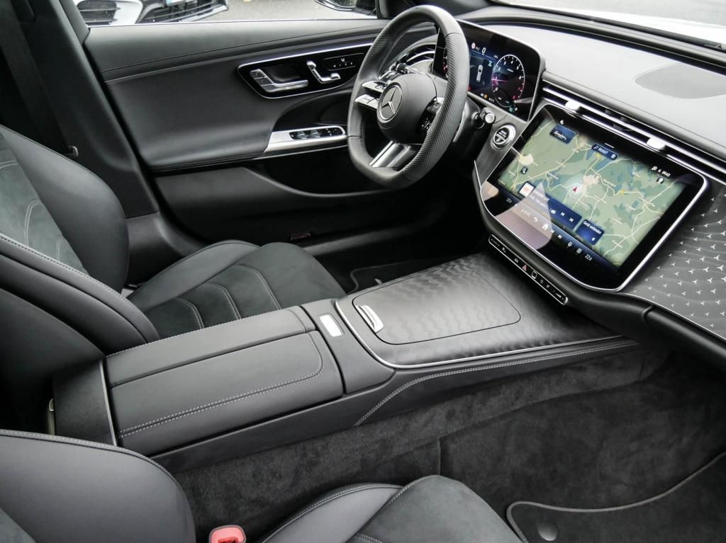 Mercedes-Benz E 200 2025