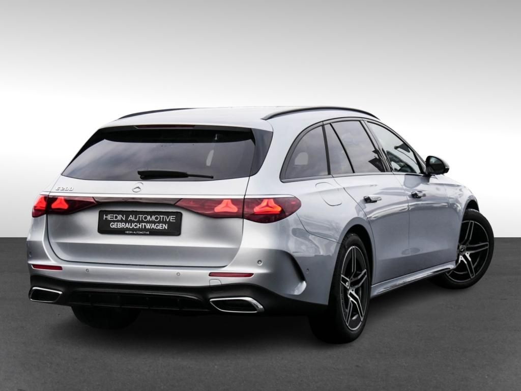 Mercedes-Benz E 200 2025