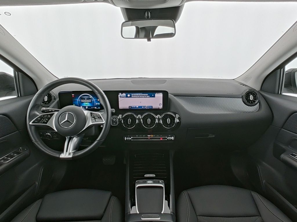 Mercedes-Benz GLA 180 2024