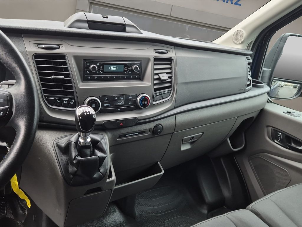 Ford Transit 2021