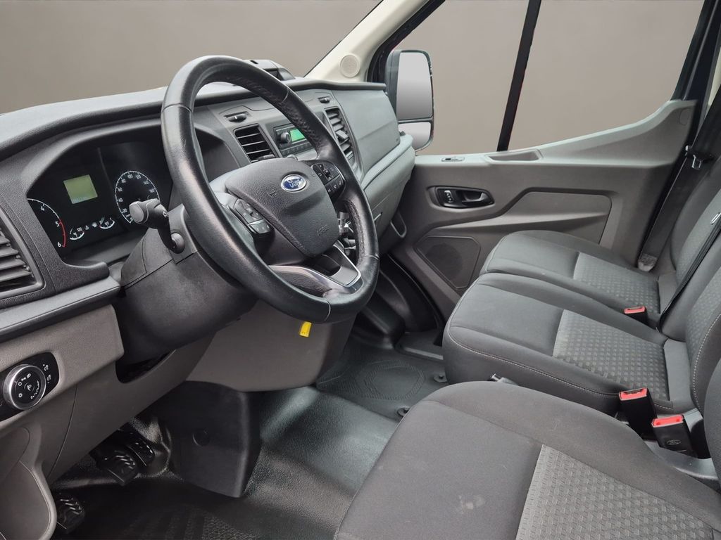 Ford Transit 2021