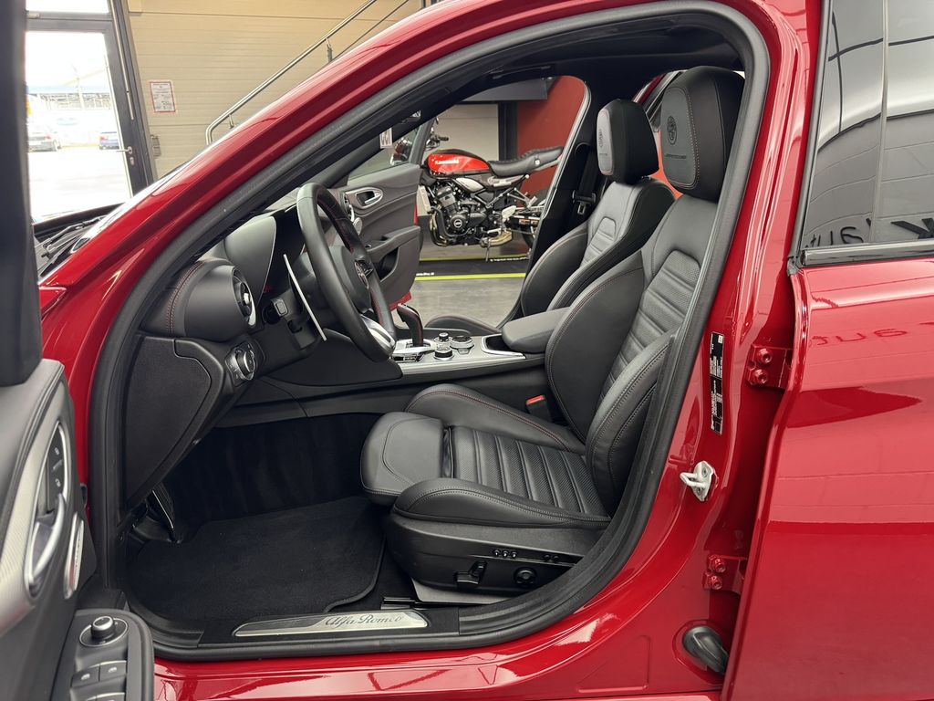 Alfa Romeo Giulia 2023