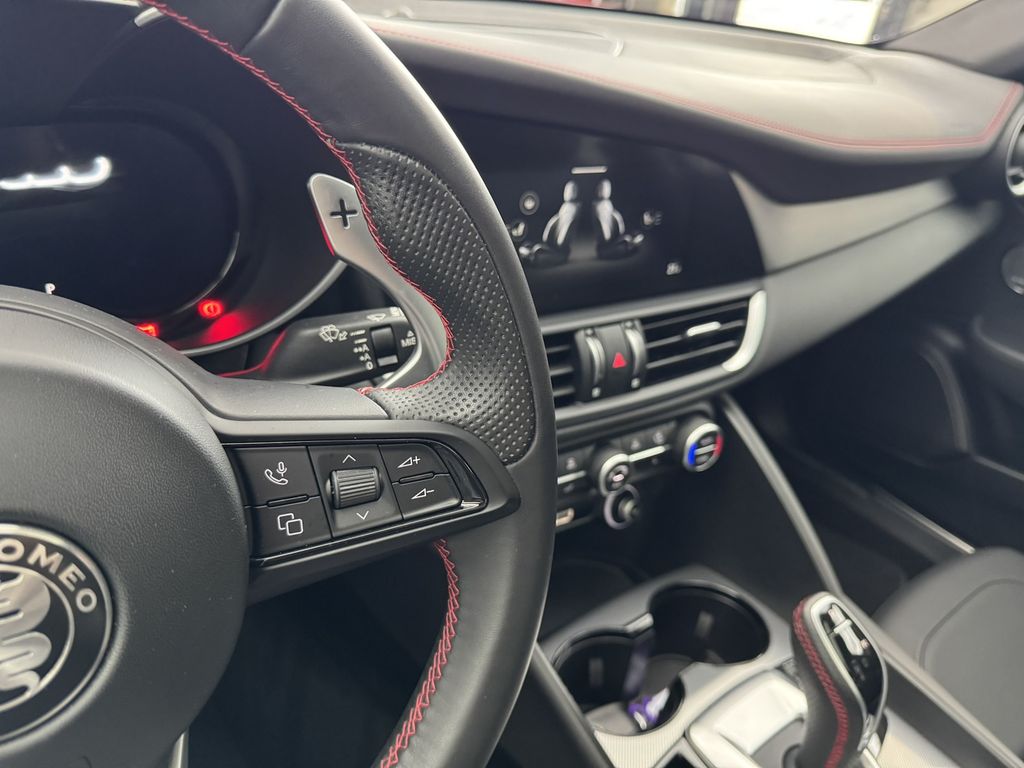 Alfa Romeo Giulia 2023