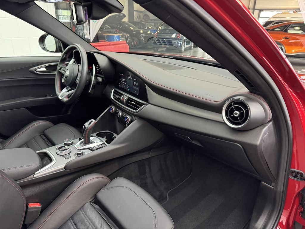 Alfa Romeo Giulia 2023