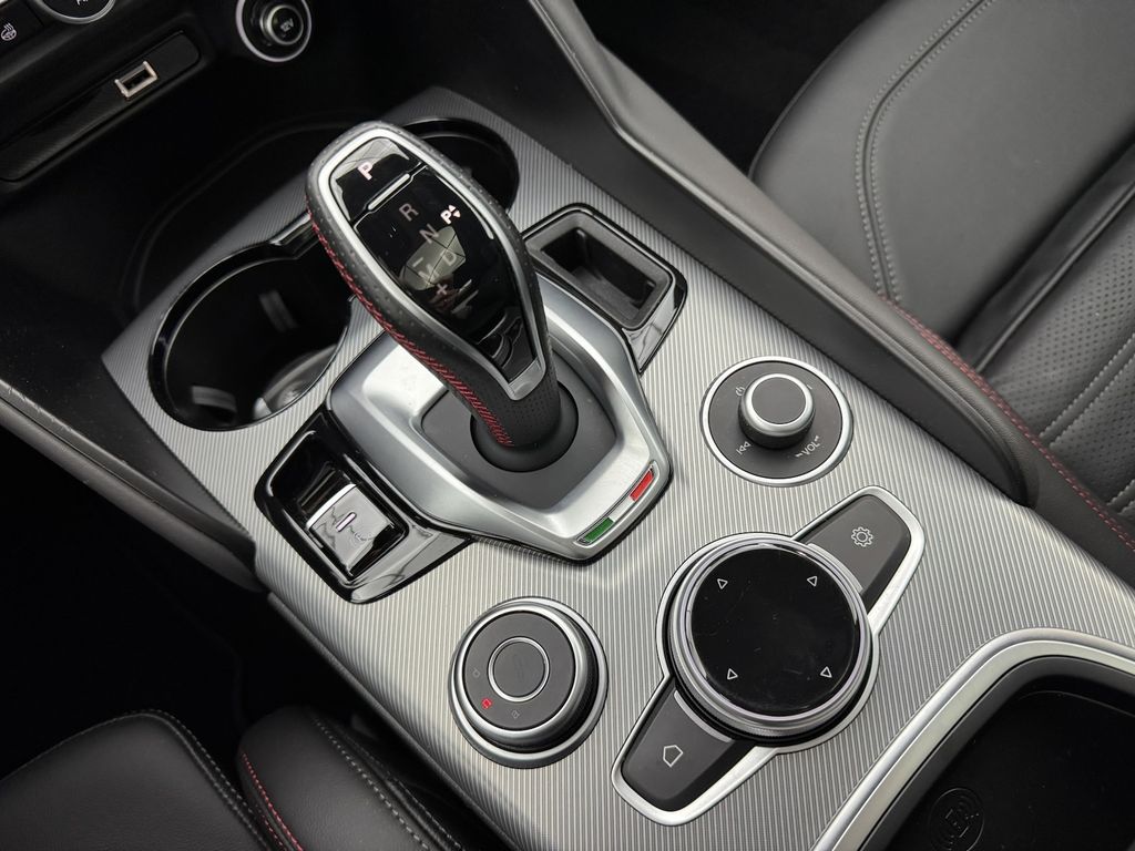 Alfa Romeo Giulia 2023