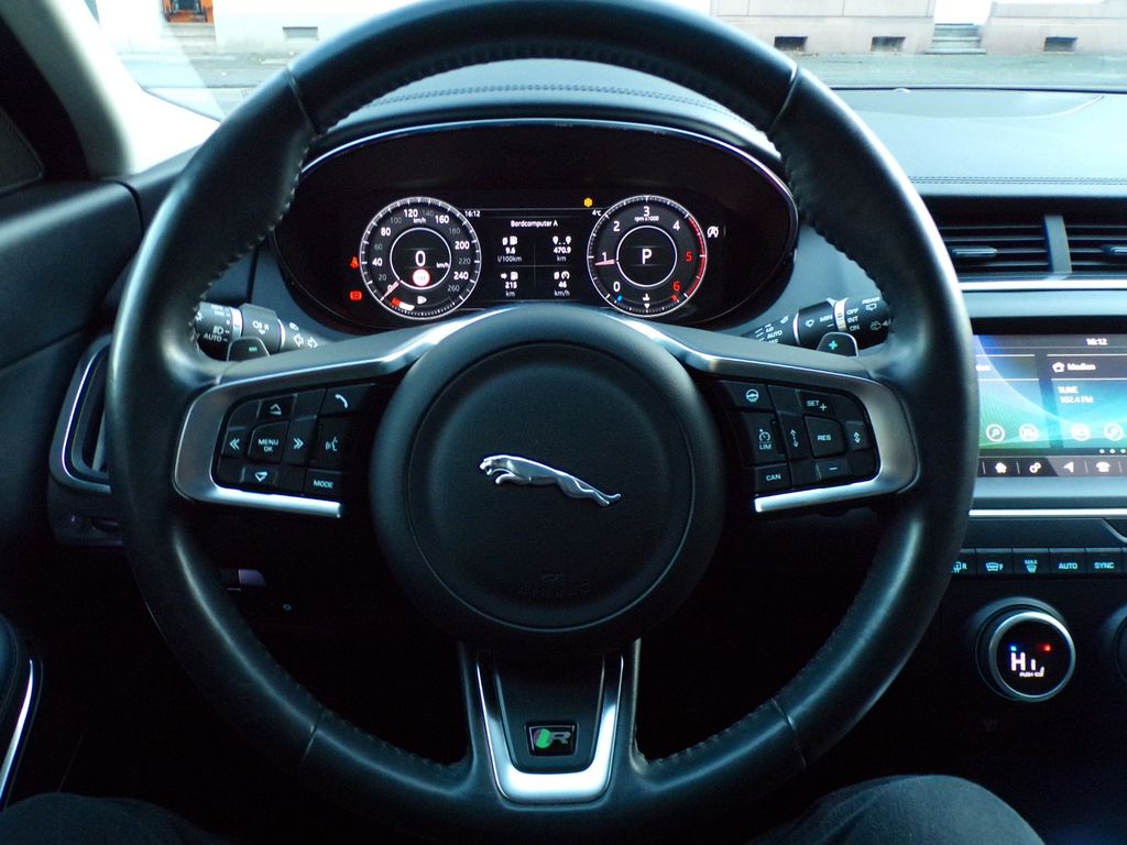 Jaguar E-Pace 2019