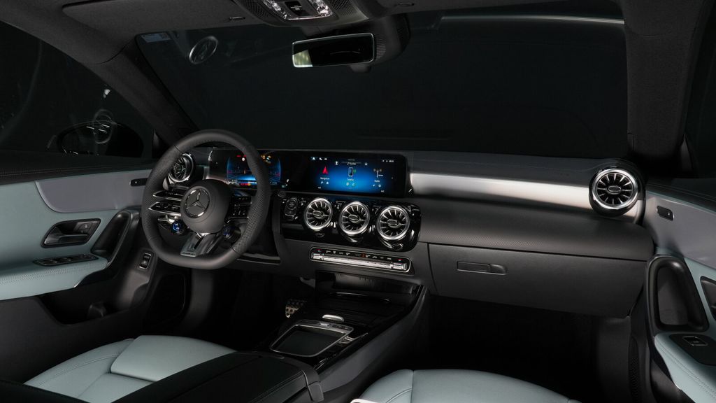 Mercedes-Benz CLA 35 AMG 2025