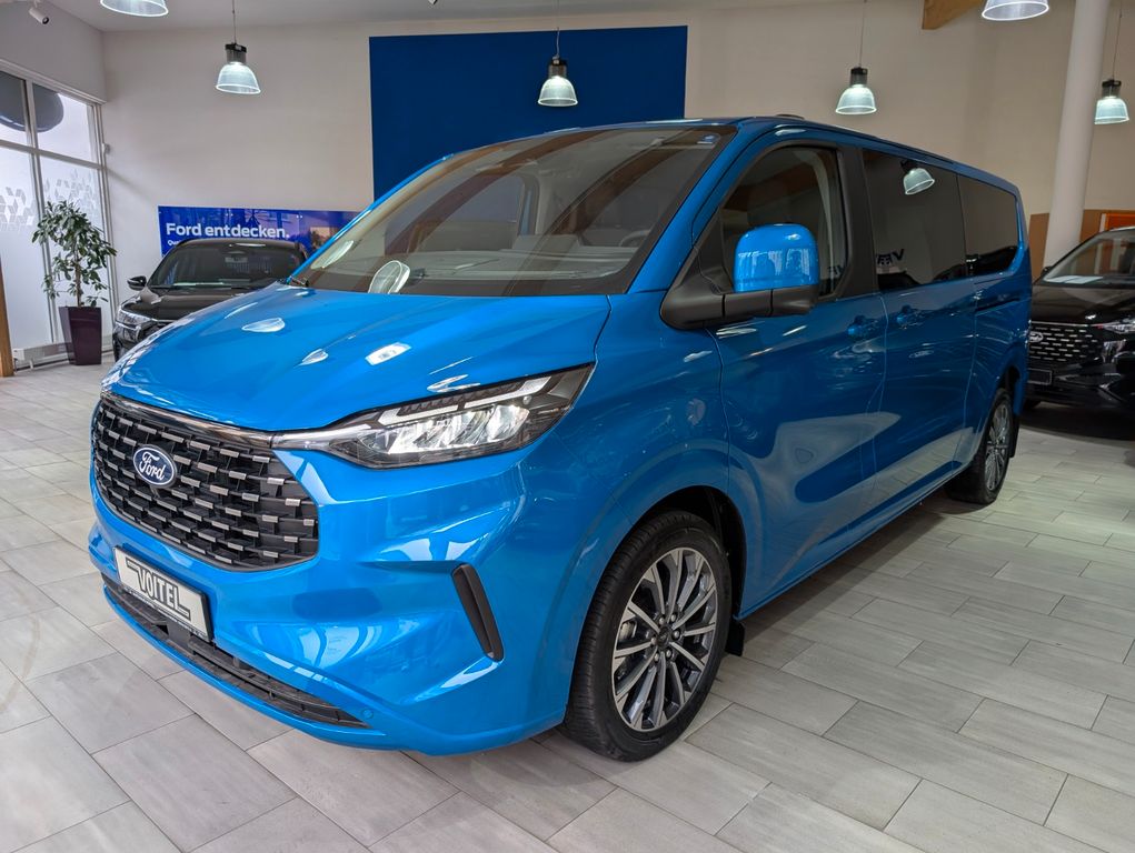 Ford Tourneo Custom 2025