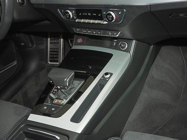 Audi SQ5 2022