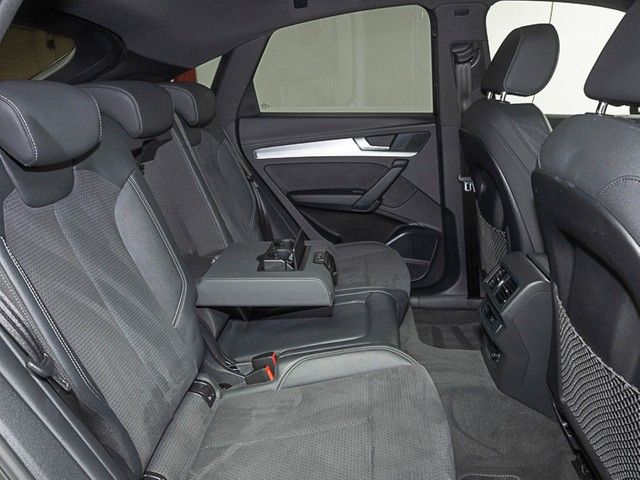 Audi SQ5 2022