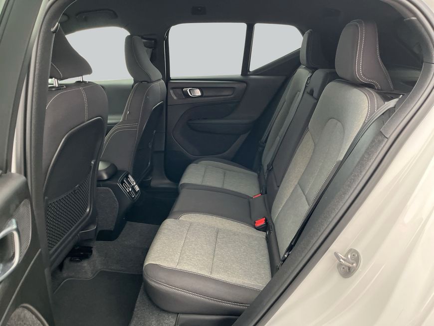 Volvo XC40 2024