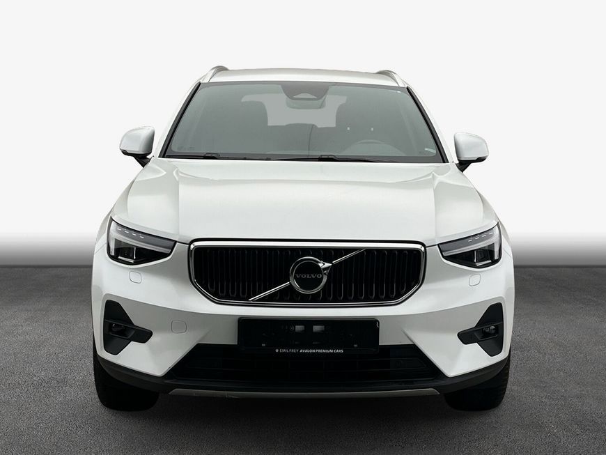 Volvo XC40 2024