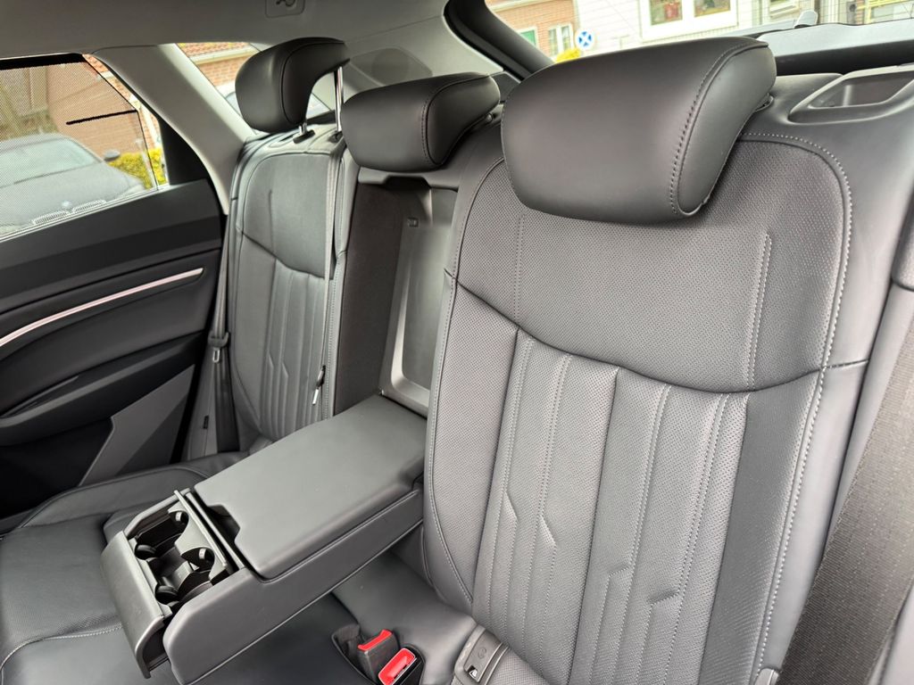 Audi e-tron 2022