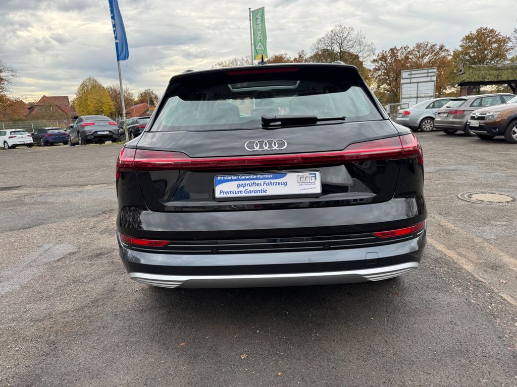 Audi e-tron 2022