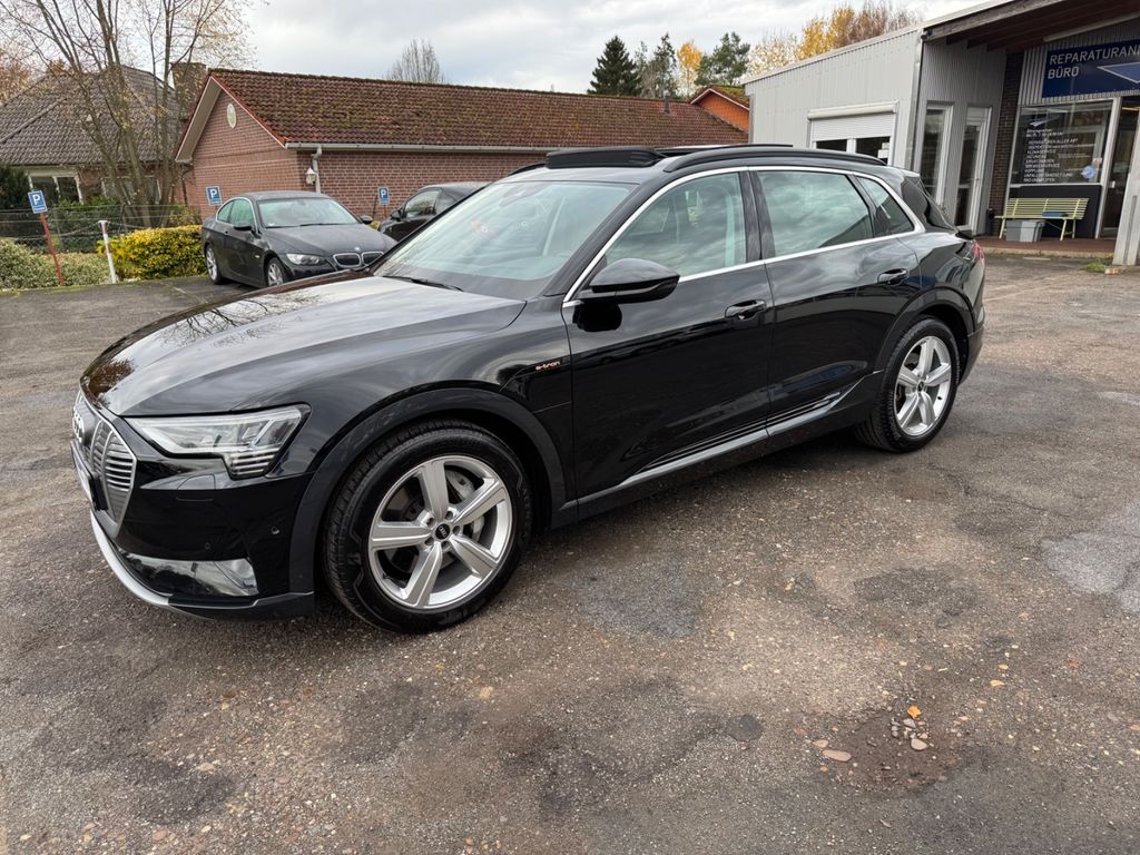 Audi e-tron 2022