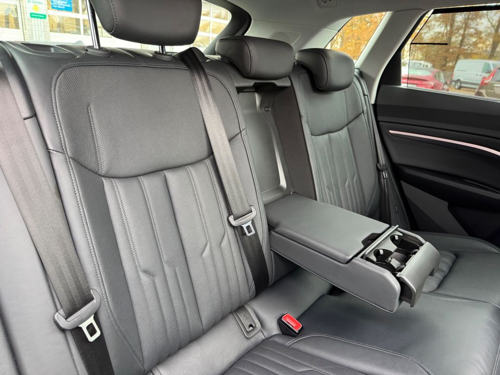 Audi e-tron 2022