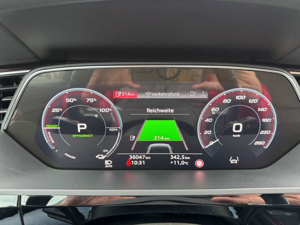 Audi e-tron 2022