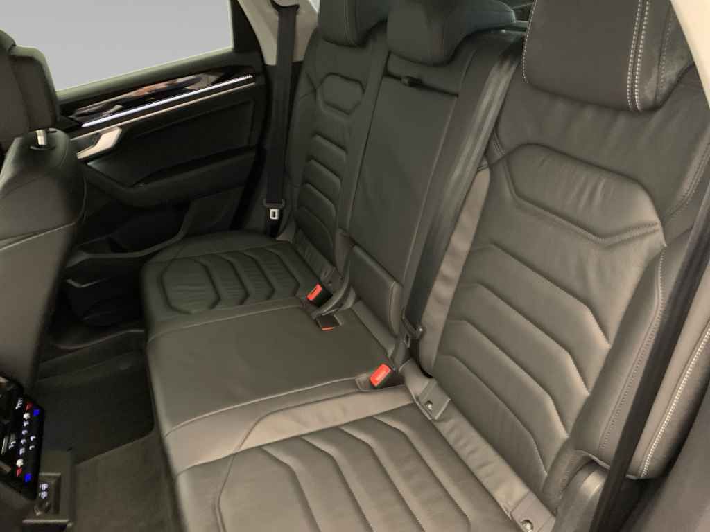 Volkswagen Touareg 2025