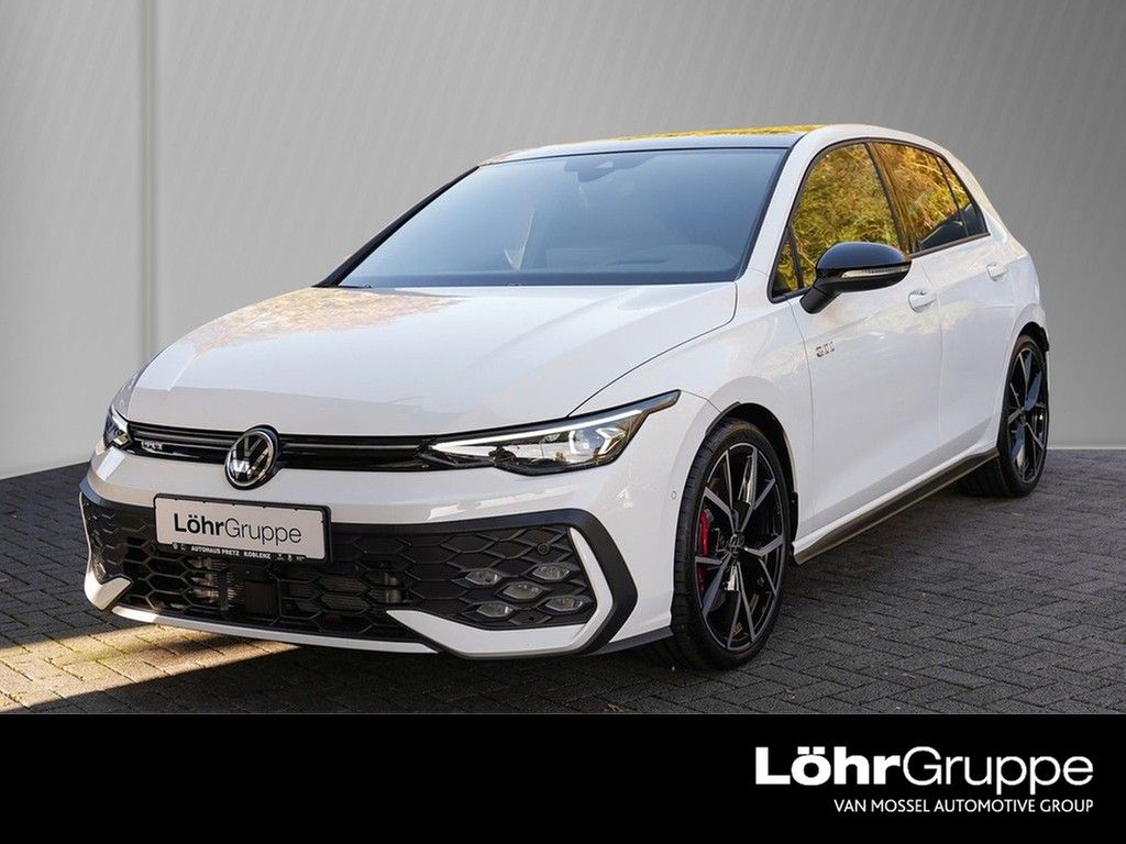 Volkswagen Golf 2024
