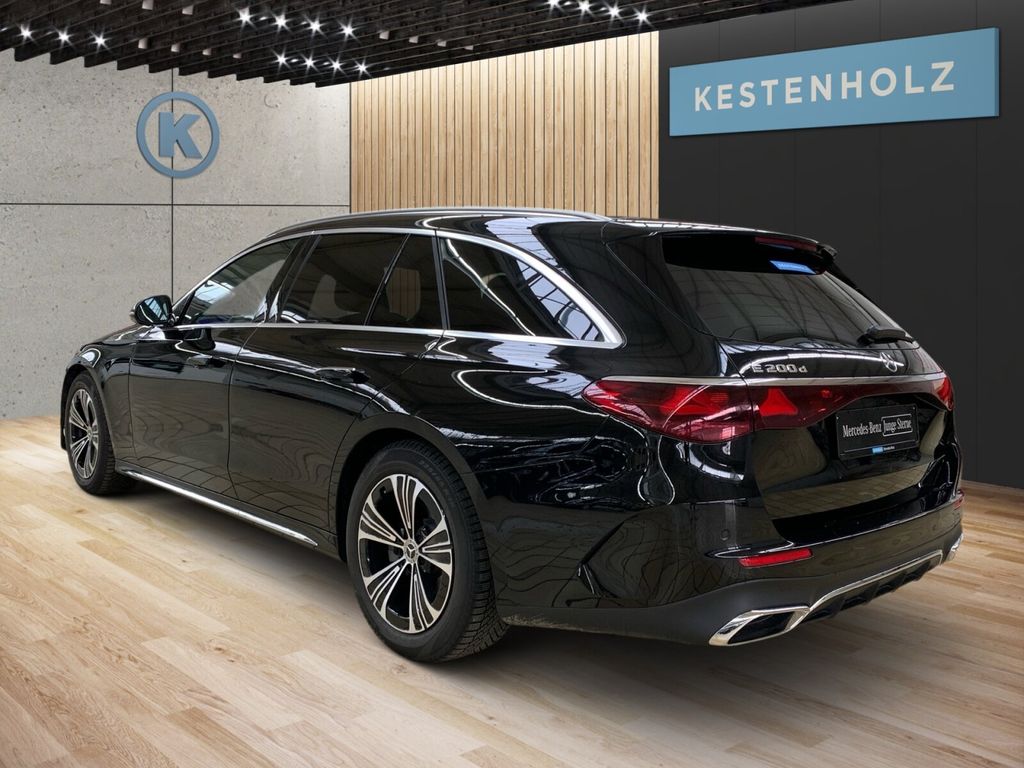 Mercedes-Benz E 200 2025