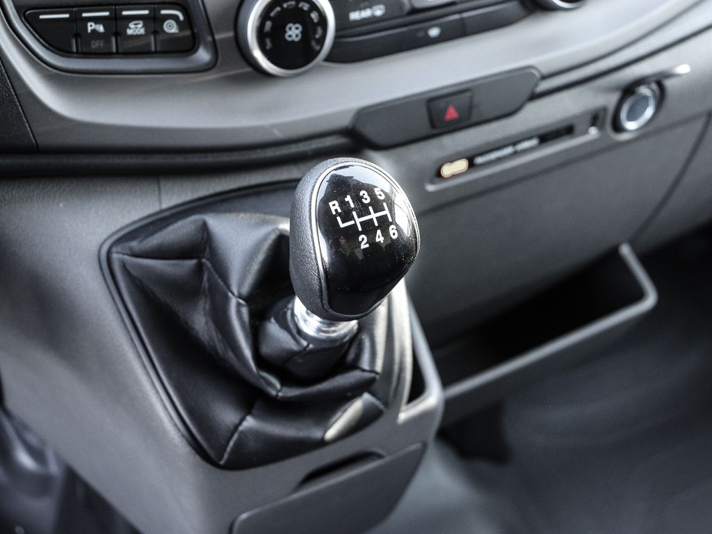 Ford Transit 2024