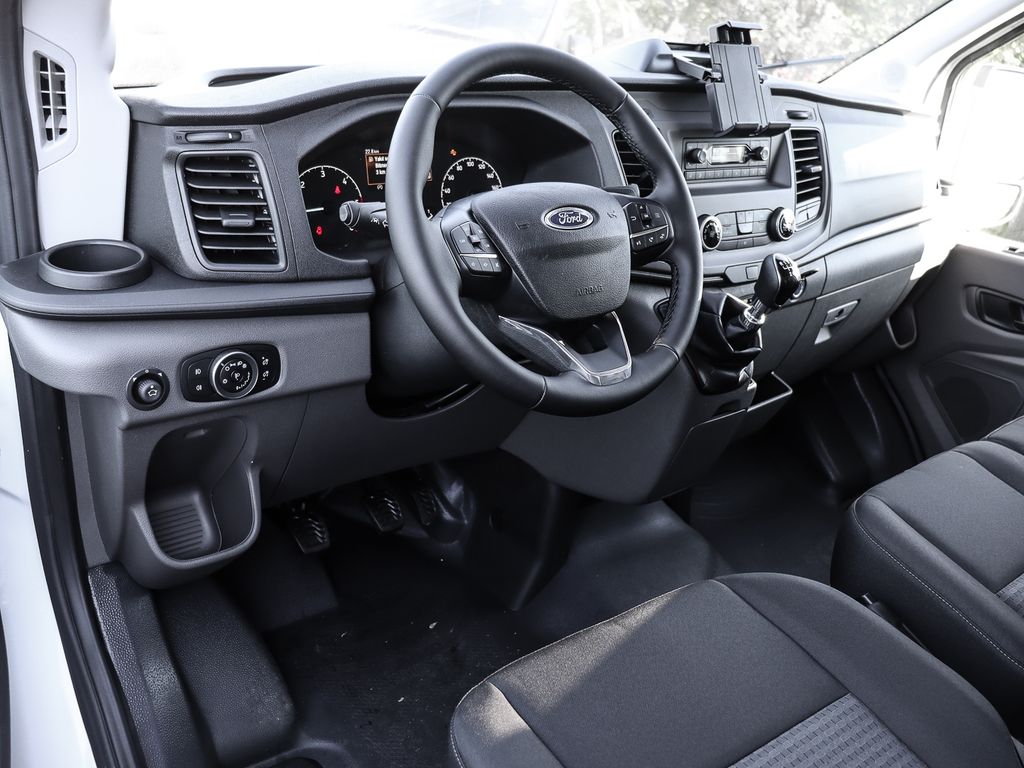 Ford Transit 2024