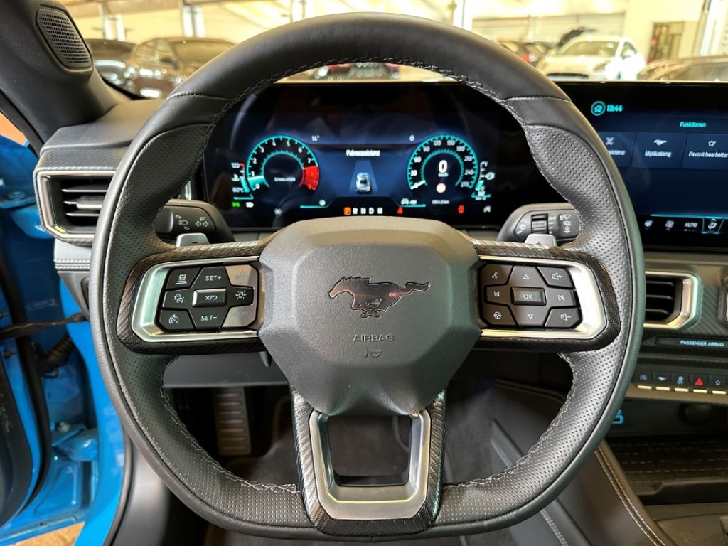 Ford Mustang 2025