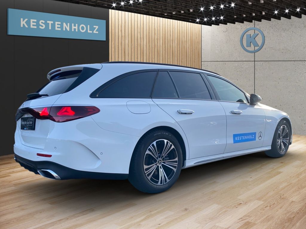 Mercedes-Benz E 200 2025