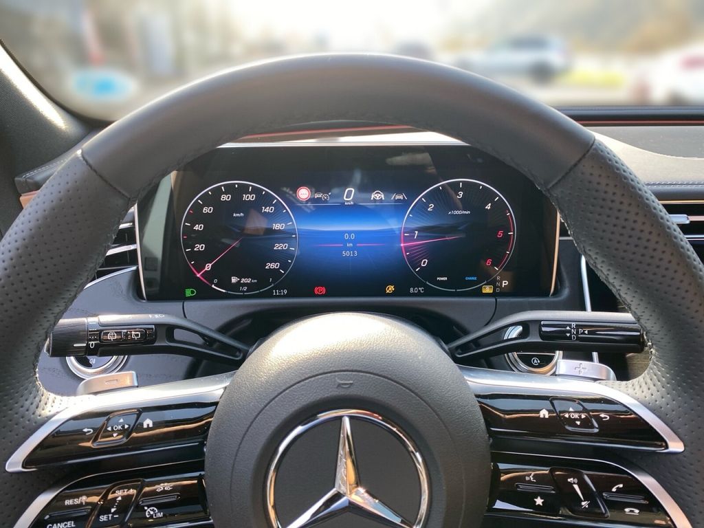 Mercedes-Benz E 200 2025