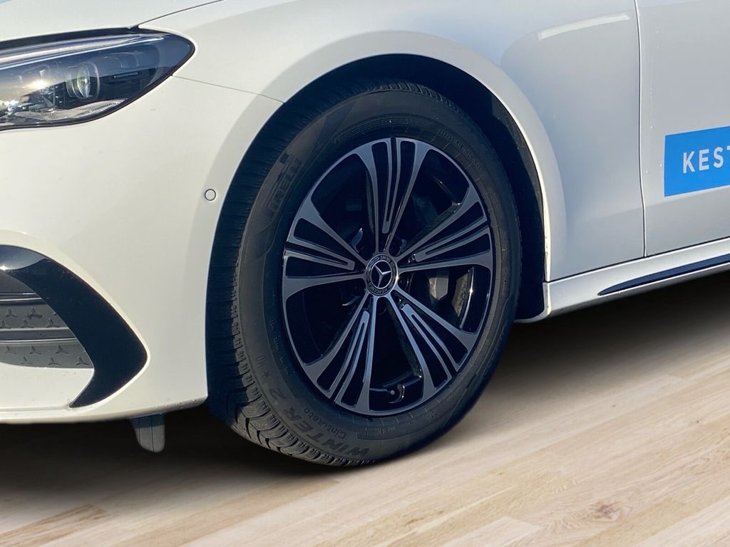 Mercedes-Benz E 200 2025