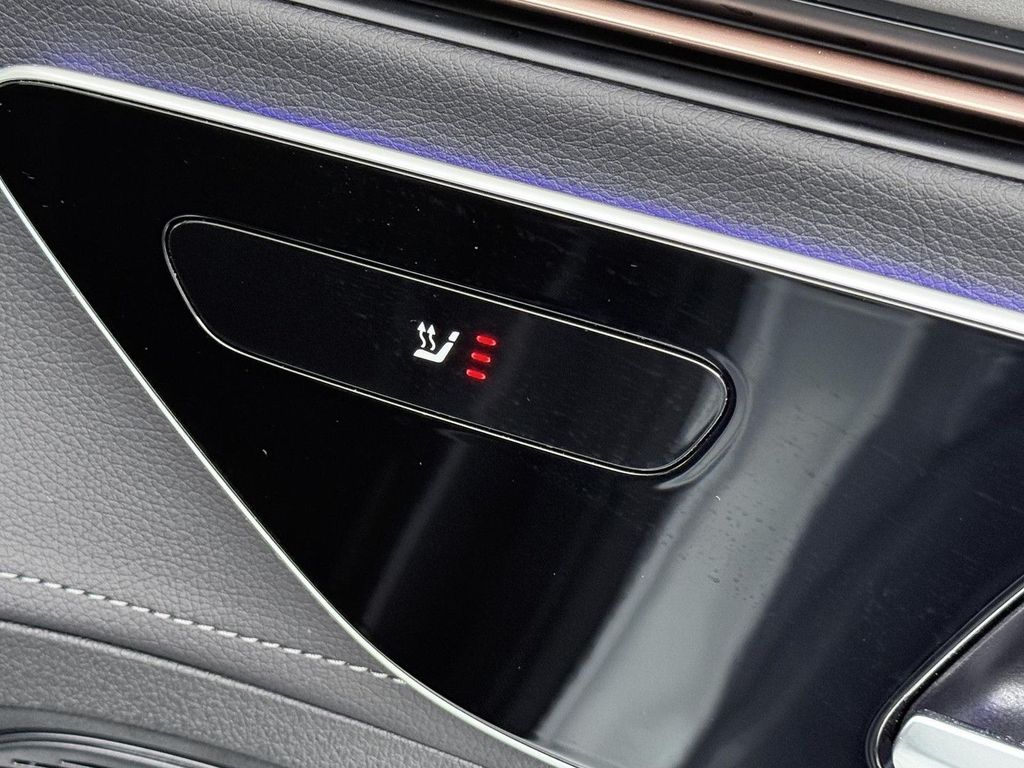 Mercedes-Benz EQE 2024