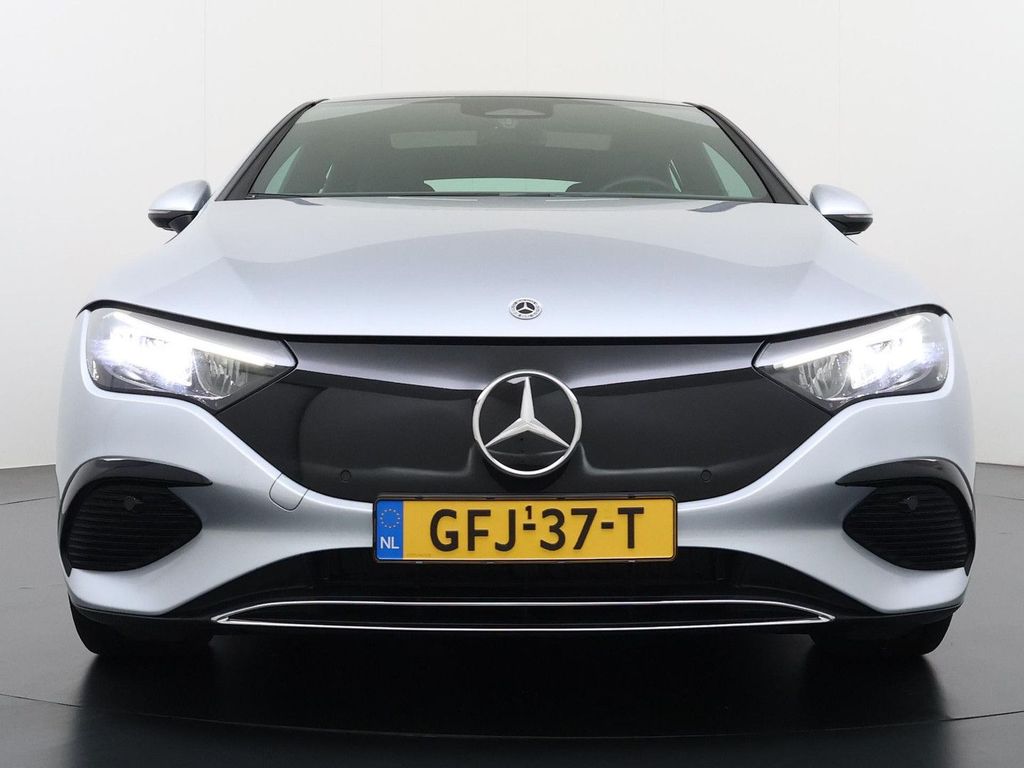 Mercedes-Benz EQE 2024