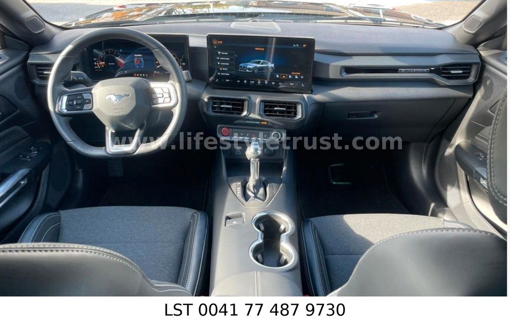 Ford Mustang 2024
