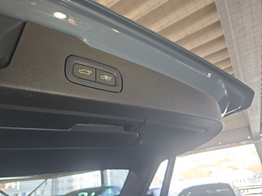 Volvo V60 Cross Country 2024