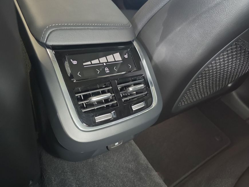 Volvo V60 Cross Country 2024