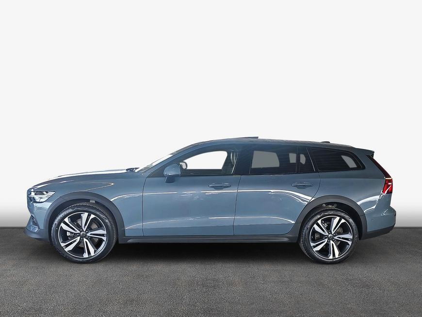 Volvo V60 Cross Country 2024