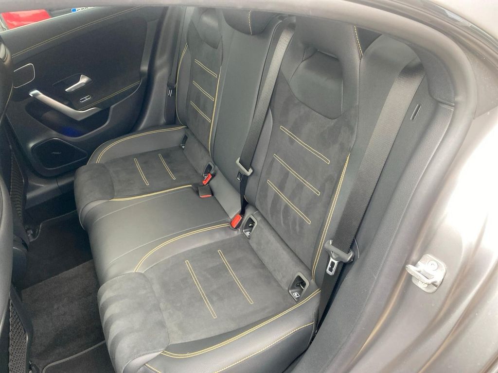 Mercedes-Benz CLA 45 AMG 2023