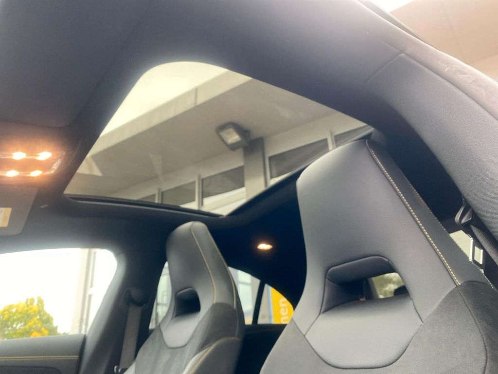 Mercedes-Benz CLA 45 AMG 2023