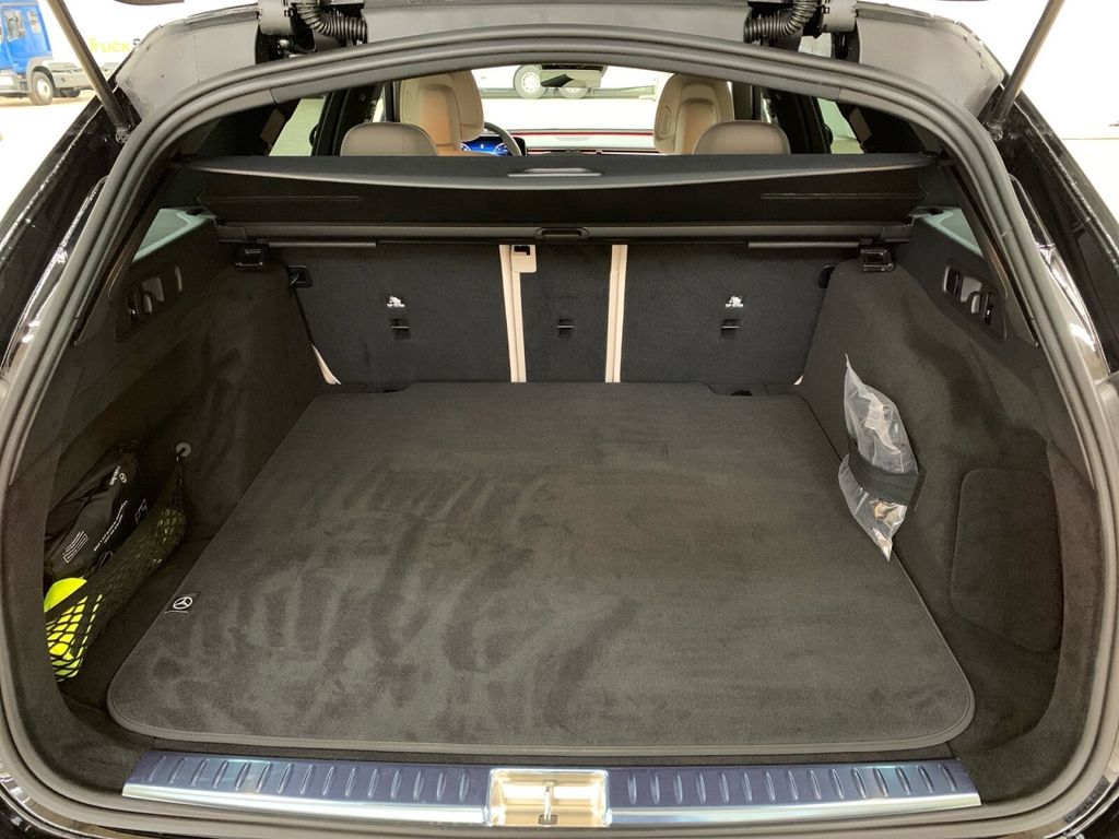 Mercedes-Benz E 200 2025