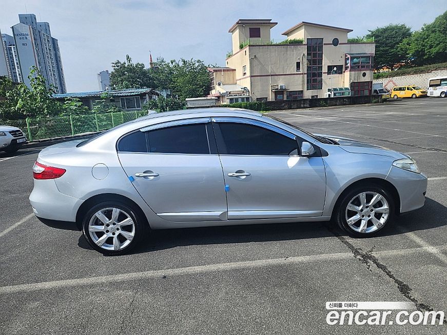 Renault-KoreaSamsung SM3 2011