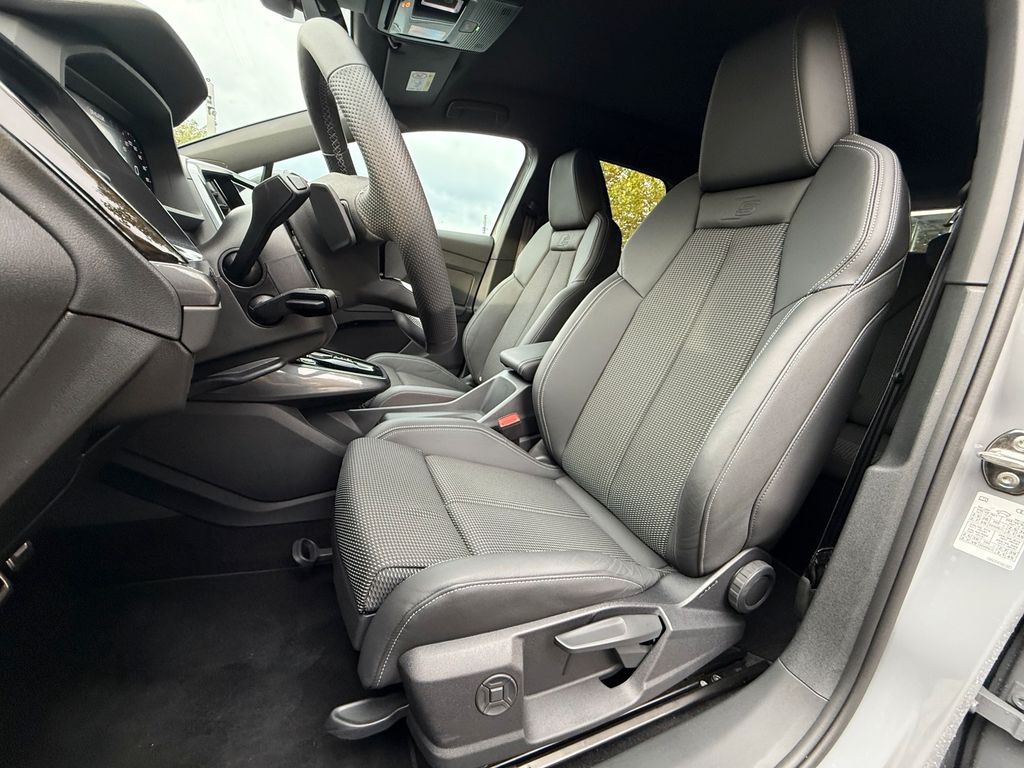 Audi Q4 2025