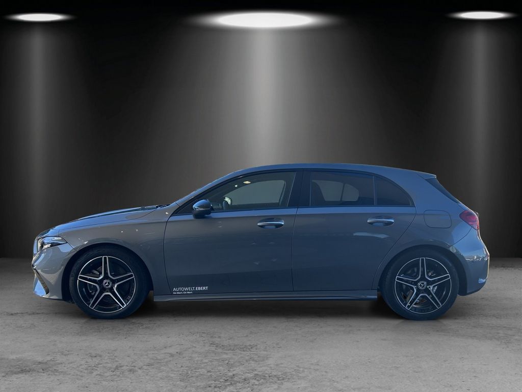 Mercedes-Benz A 220 2025