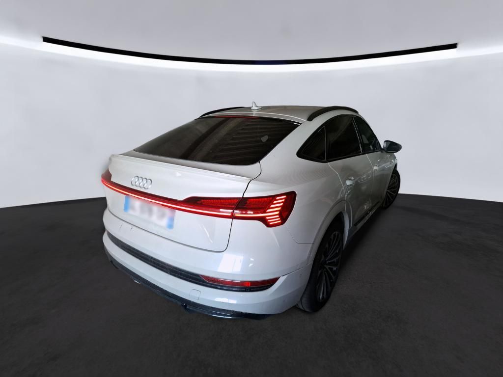 Audi e-tron 2023