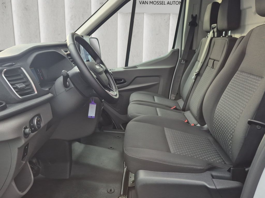 Ford Transit 2025