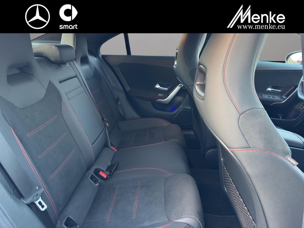 Mercedes-Benz CLA 200 2025
