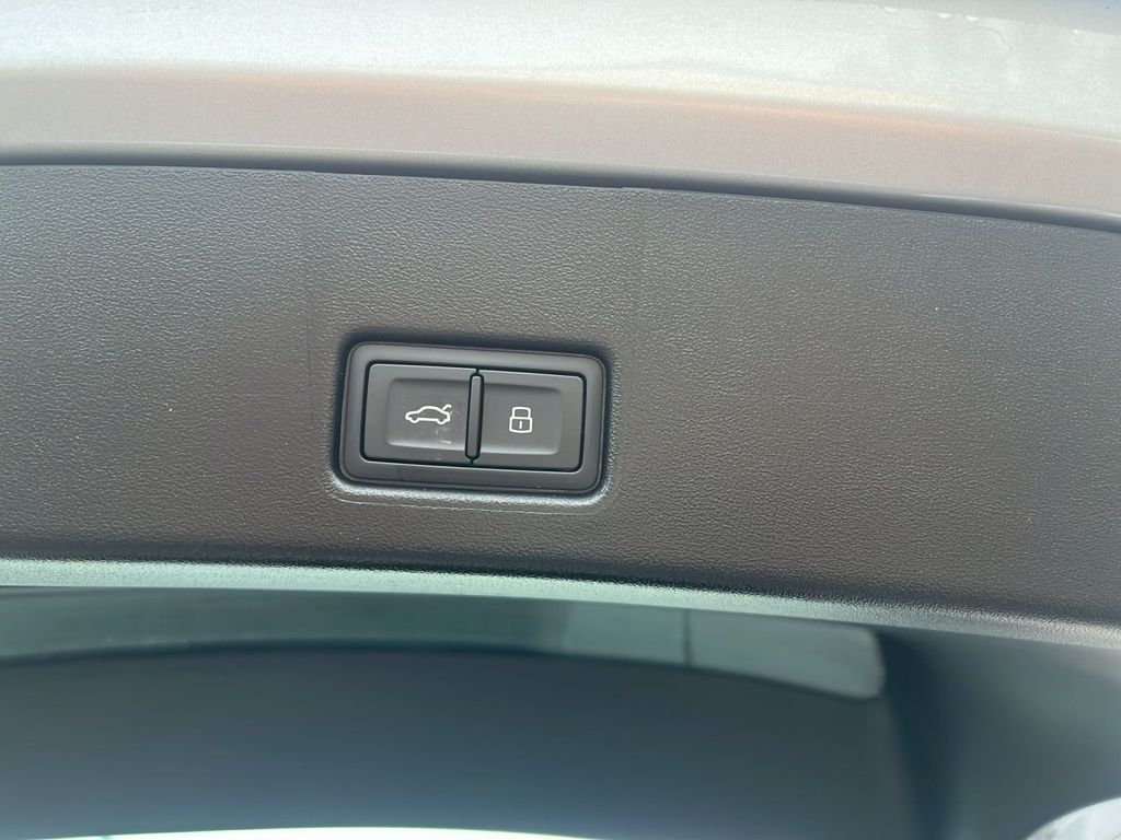 Audi Q4 e-tron 2023