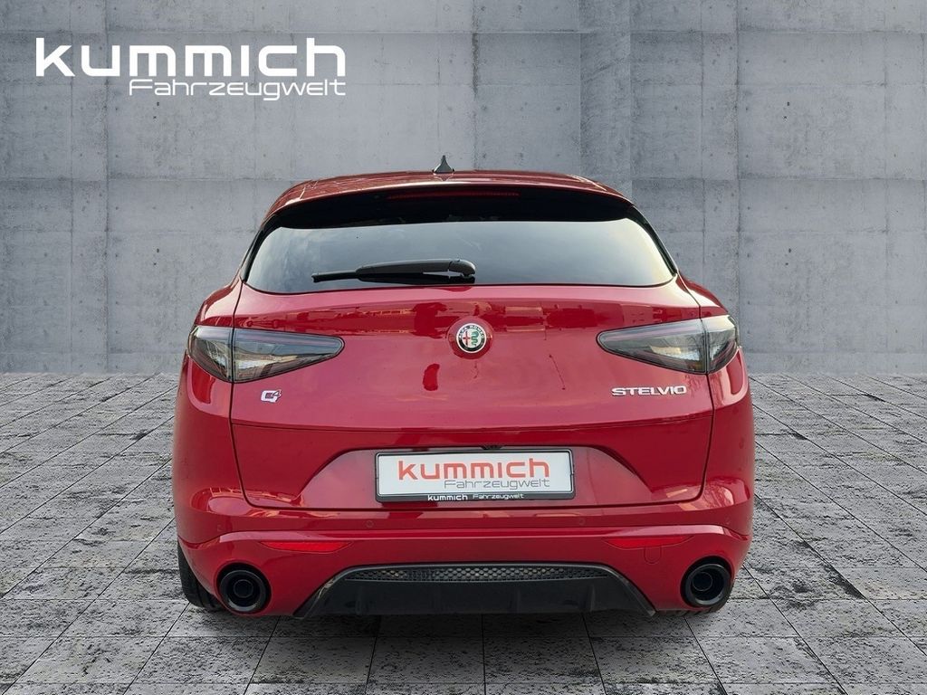 Alfa Romeo Stelvio 2025