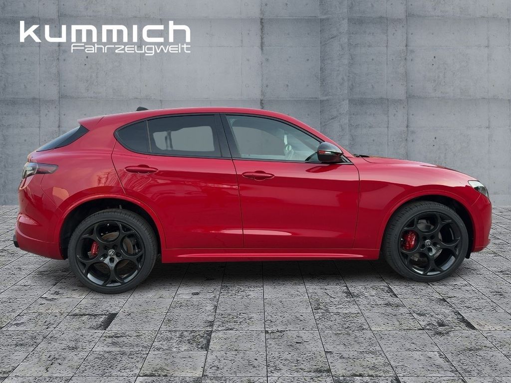 Alfa Romeo Stelvio 2025