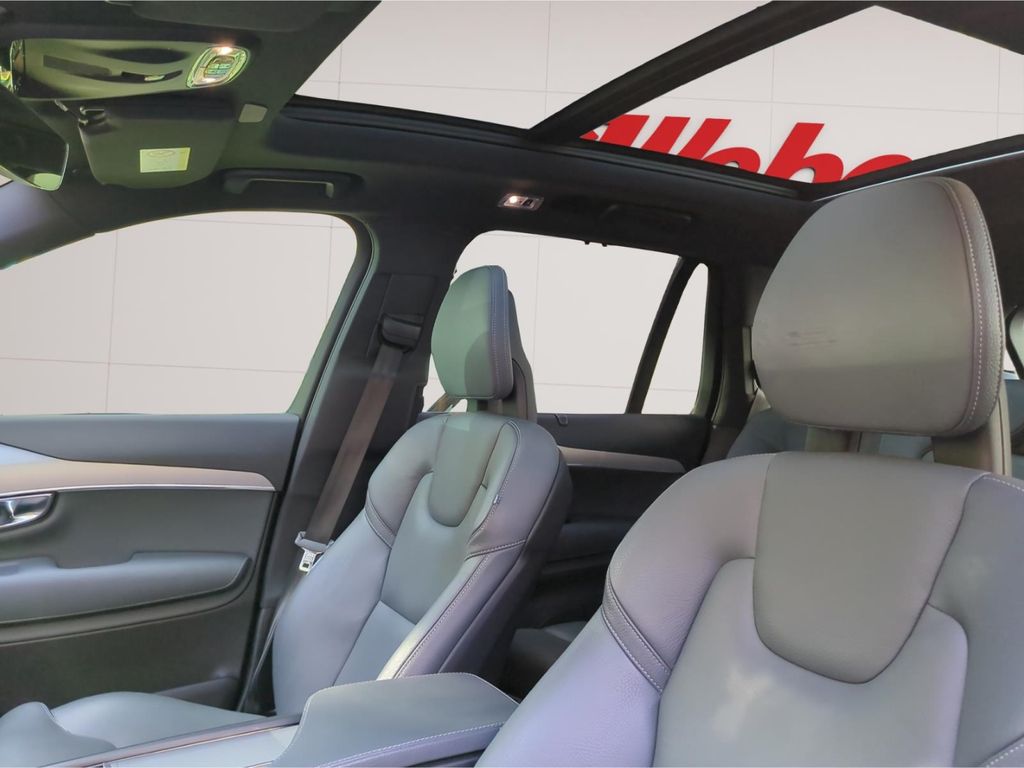 Volvo XC90 2021