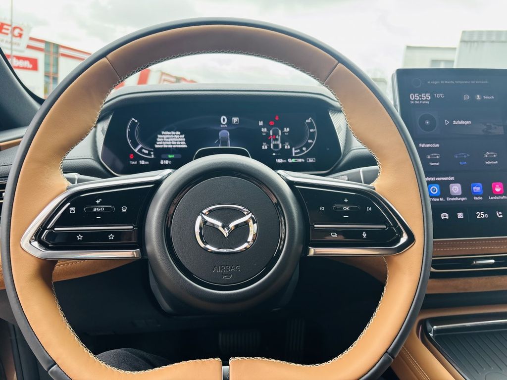 Mazda 6e 2025